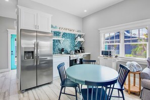 Fully Equipped Kitchen, Dining Area