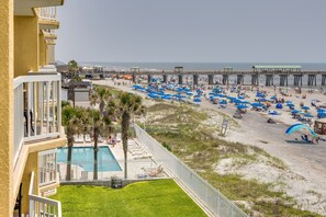 Beach/Pool view