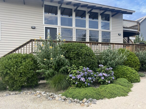 Sea shack