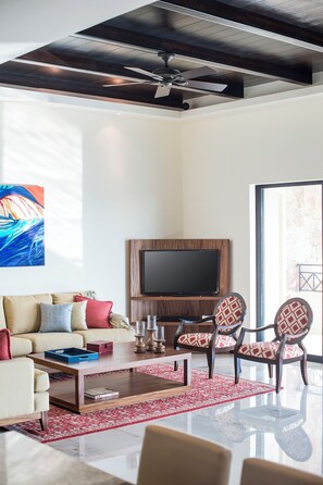 Unwin in your Private Living Room