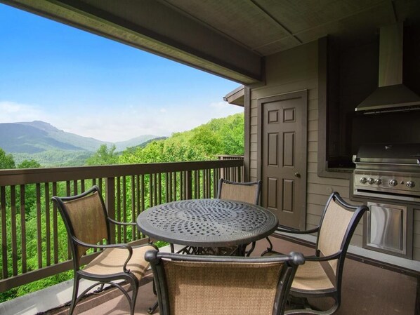 Deck Area with Built-In Grill and Grandfather Mtn