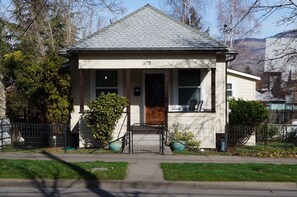 Front of home on East Main Street