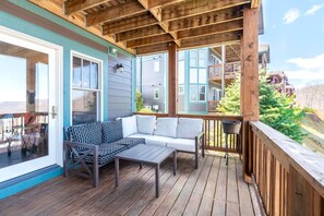 Outside Deck Furniture