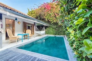 Lovely 3 Bedroom Villa CLOSE to BEACH