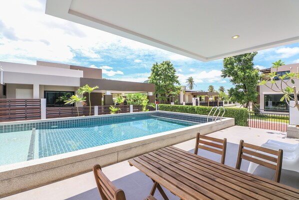 Villa Ozone Pattaya Baan 24