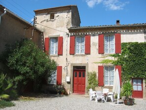 Minervois cottage exterior