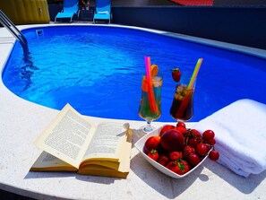 Holiday Home Swimming Pool