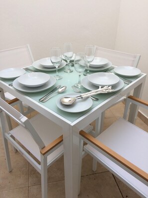 Outdoor Dining on the Terrace