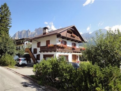 Gemütliche Wohnung mit herrlichem Blick auf Cortina