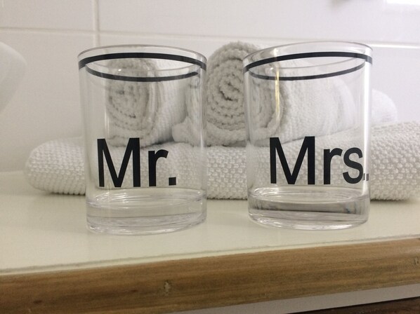 Bathroom amenities