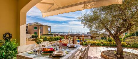 Apartamento con terraza y vista mar en Mallorca 