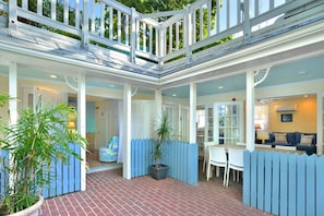Courtyard View of El Fresco Dining Area