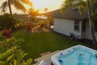 Hale Alaula - Ocean View: Private Home Near Kona Town w/Spa, AC, Spacious Lanai