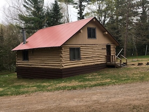 Rustic Clam side view