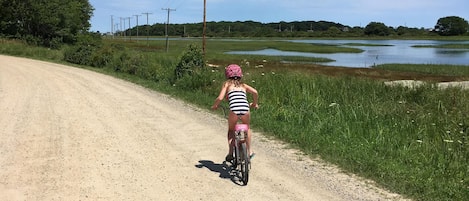 Kids will love the freedom of riding to the beach and general store!