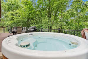 Bain à remous extérieur