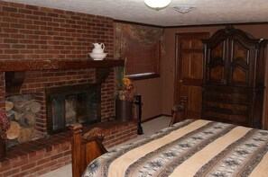 (North Quarter) room also has a fireplace and takes about 25% of the whole house