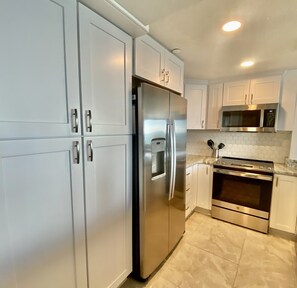 New kitchen and appliances 2024