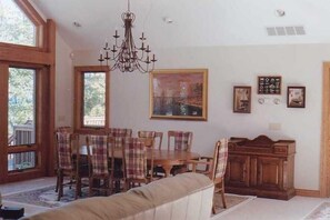 Dining Room Area Seats 12