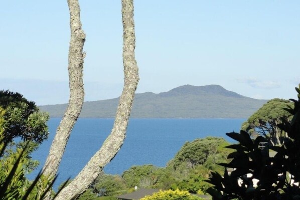 Zoomed in View of Rangitoto