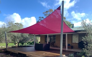 Entertaining deck with shade sail