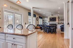 Kitchen/Living Room