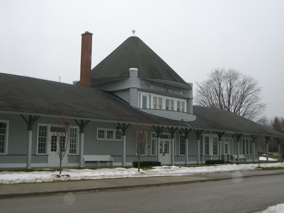 Main Image