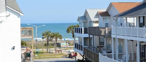 C21 Ocean Lakes Ocean View from Top Deck.