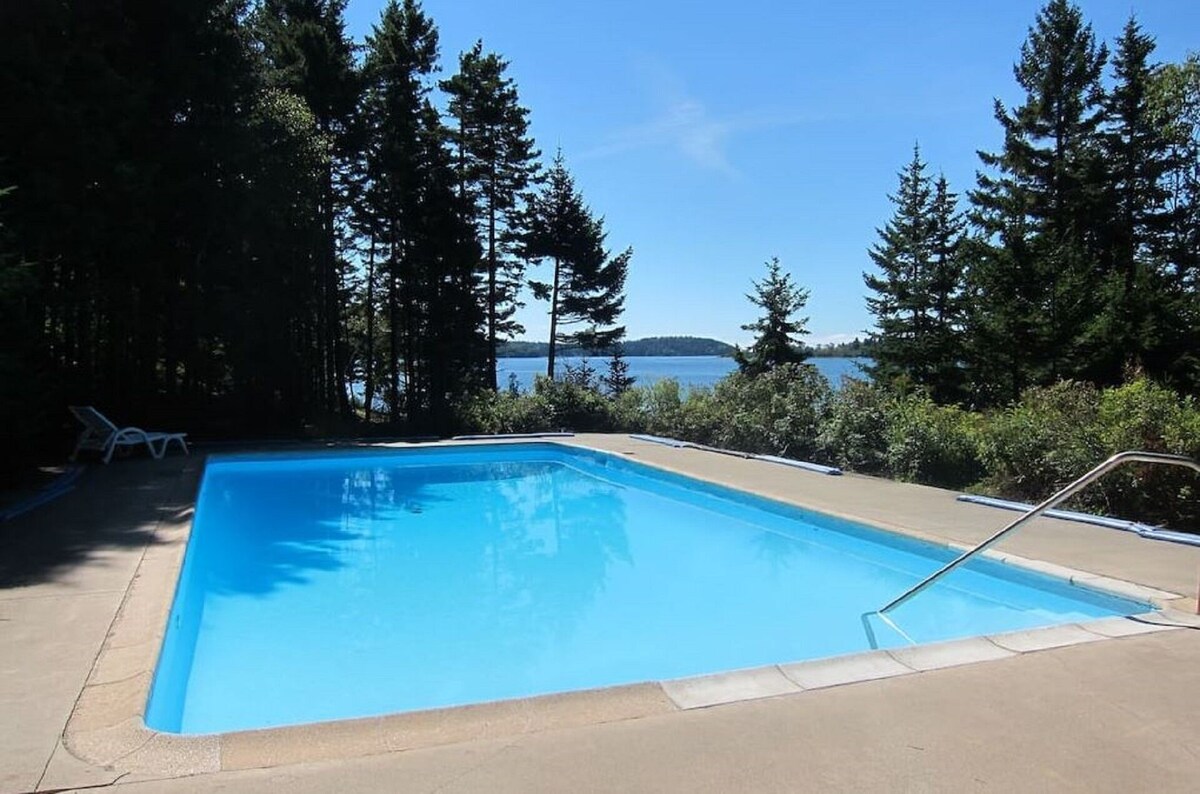Waterfront Cottage Compound Near Acadia National Park