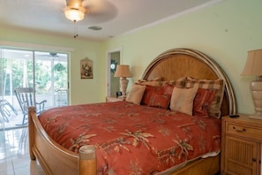 Master Room with King size bed