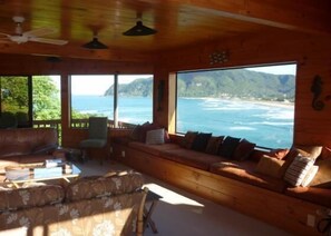 Lounge, overlooking Pauanui Beach