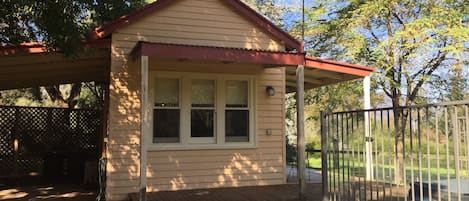 The Saddle Hut with outdoor spa