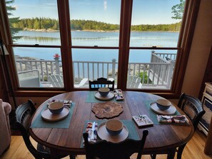 Dinning table with amazing view.