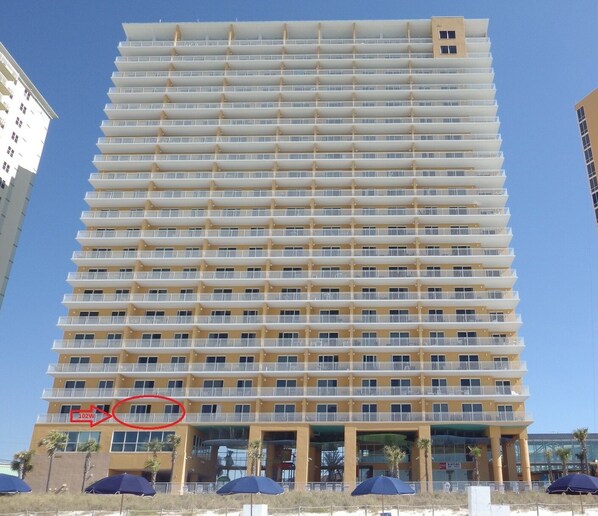 Lowest floor at Splash makes for easy beach and pool access! 