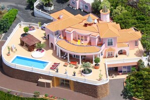 Villa from the Sky showing heated pool, independent guest apartment & chalet