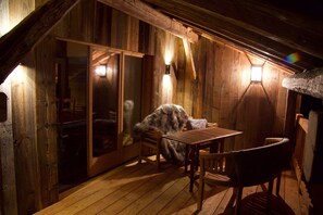 Under-the-roof dinning area