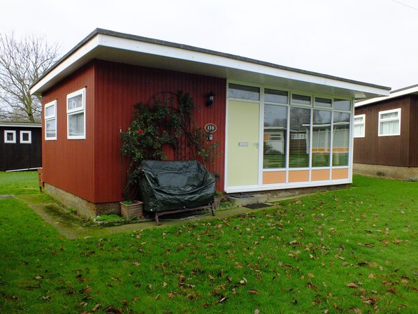 Chalet Exterior 1.