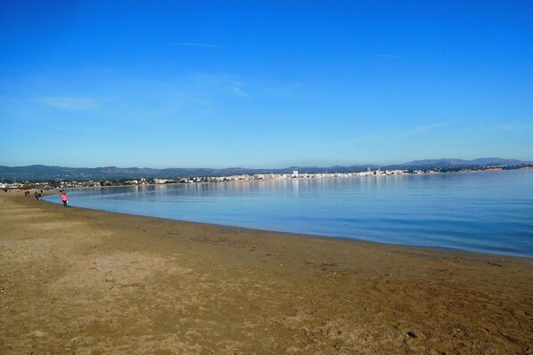 L'Ampolla playa arenal