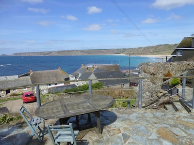 Beautiful Renovated Fisherman's Cottage With Stunning Sea Views 