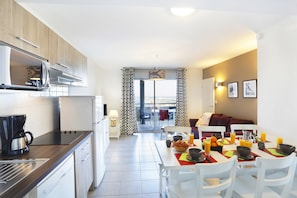 Welcome to our lovely apartment in beautiful Capbreton!