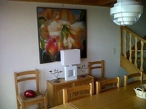 A beautiful dining area
