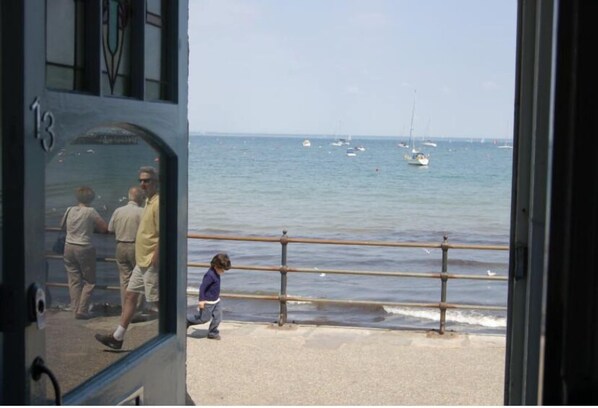 Right on the beach with cafes, bars, restaurants etc a 20 second stroll.