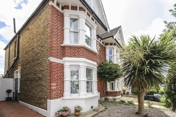 Vacation Rental London Ealing
