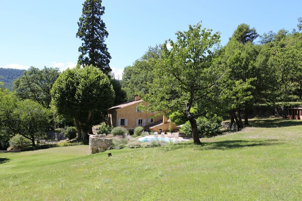 House view from the garden