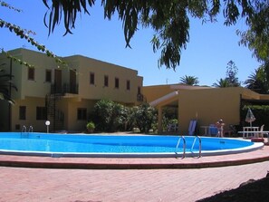 Piscina + residence ombra.JPG