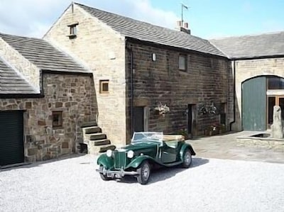 Luxury Stone Barn Conversion - Oak Beams, Exposed Stone Walls & Cosy Log Burner