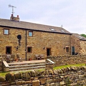 Luxury Stone Barn Conversion - Oak Beams, Exposed Stone Walls & Cosy Log Burner