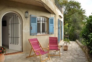 Terrasse / Balkon