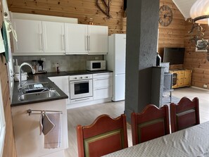 Kitchen-livingroom