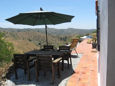 Large 3 bed, private pool,  walking distance to village. tranquil setting VIEWS